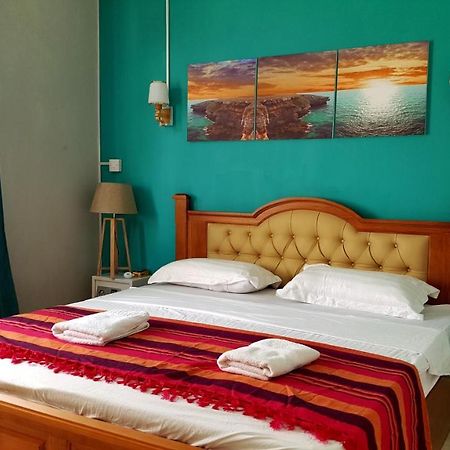 Krishangel Beach Apartment Flic en Flac Экстерьер фото